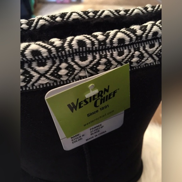 NWT YELLOWSTONE STYLE FUR LINED BOOTS 8M BETH DUTTON 🤠 BLACK WHITE WESTERN - Picture 6 of 12